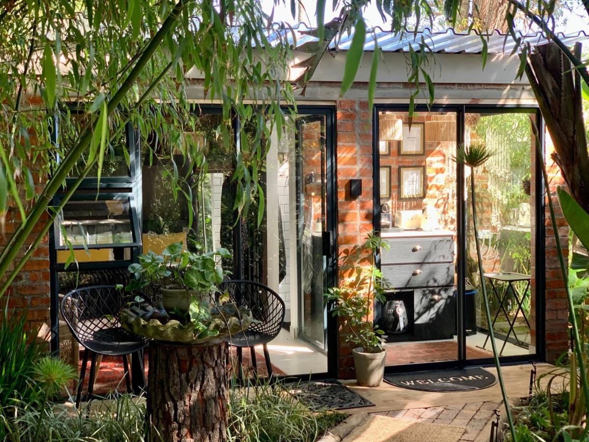 The Secret Garden Hideaway Lägenhet Mossel Bay Exteriör bild